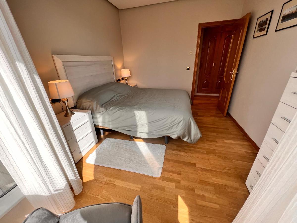Apartamentos San Martin Ourense Centro 1 المظهر الخارجي الصورة